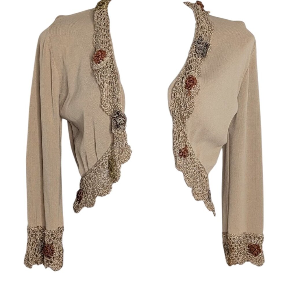 VTG Tan Crochet Floral Detail Crop Length Long Sleeve Knit Cardigan Open Front